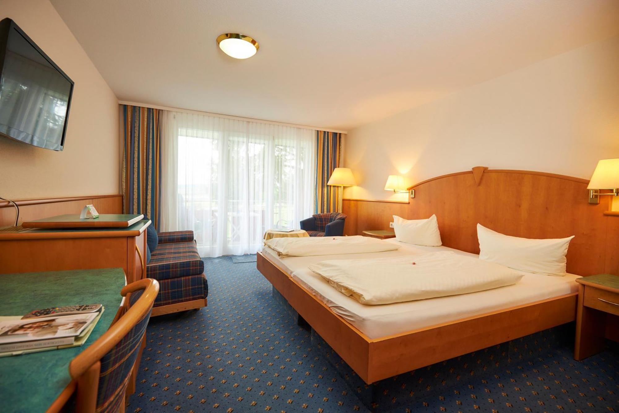 Flair Hotel Landgasthof Roger 로벤슈타인 외부 사진
