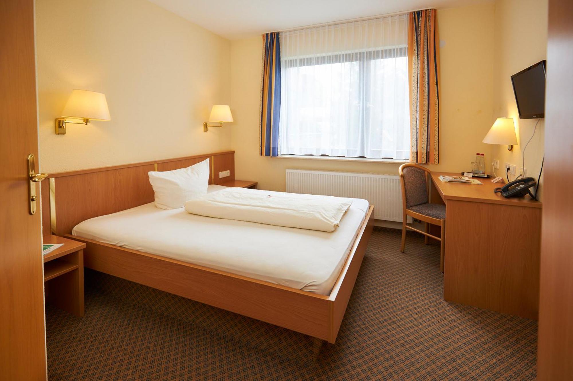 Flair Hotel Landgasthof Roger 로벤슈타인 외부 사진