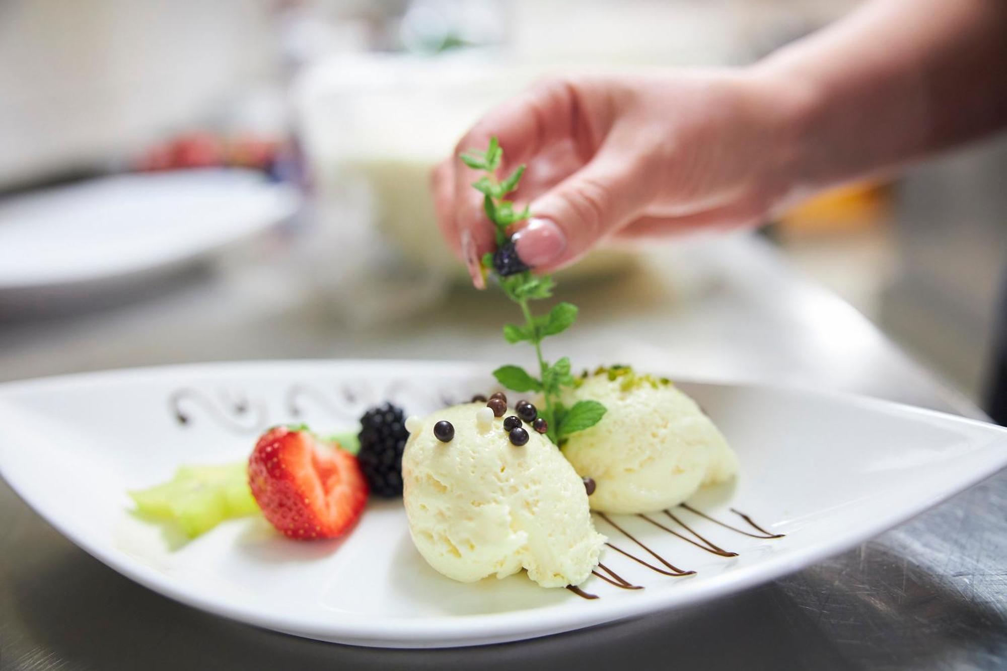 Flair Hotel Landgasthof Roger 로벤슈타인 외부 사진