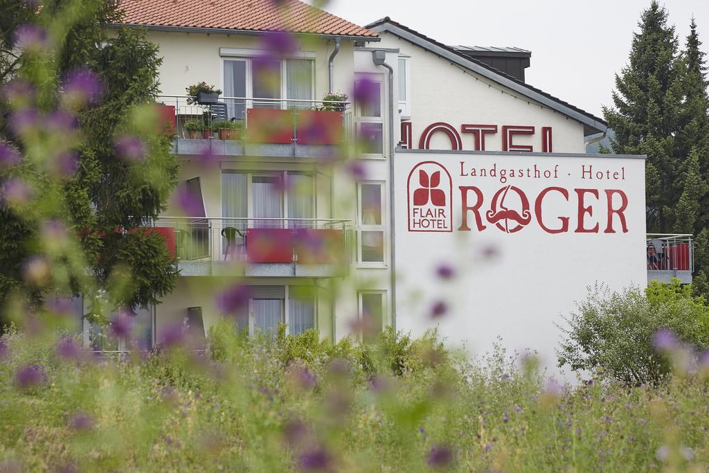 Flair Hotel Landgasthof Roger 로벤슈타인 외부 사진